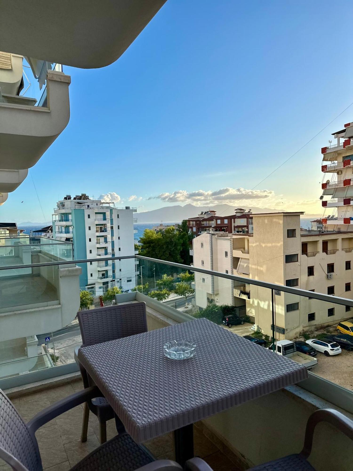Kay Apartment Saranda Terraces Eksteriør billede